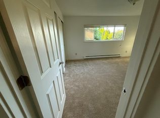 14416 11th Ave SW APT 3, Seattle, WA 98166