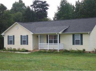 156 W Hartgrove Rd, King, NC 27021