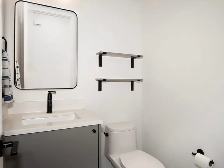 5015 Manett St #106 — Photo 11