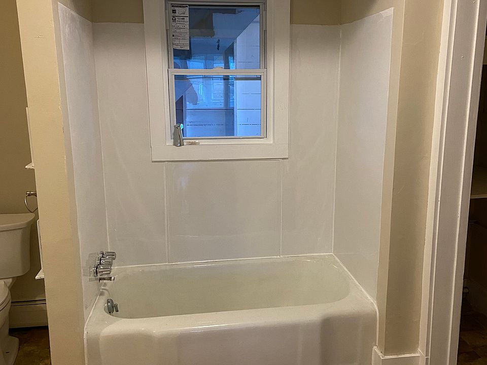 2nd image of 268 Eastern Ave #2