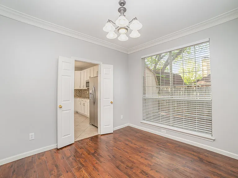 1908 Wood Crest Dr — Photo 27