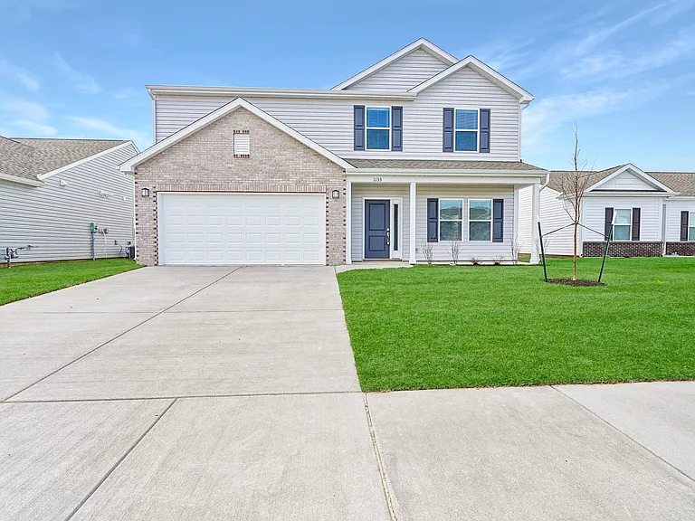 1133 Thorny Ln — Photo 1