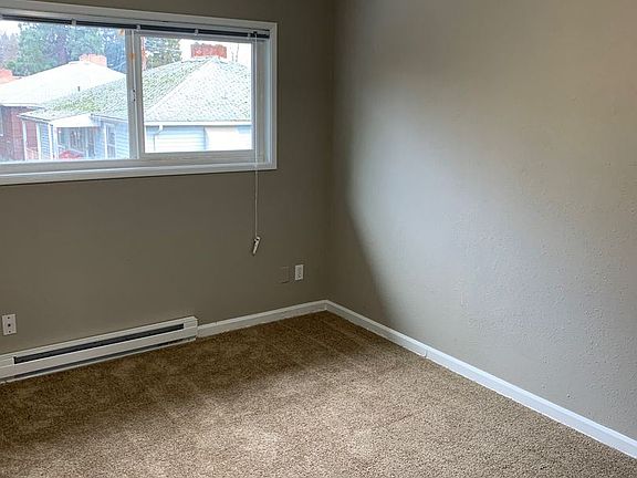 5th image of 2475 Broadway St NE #80