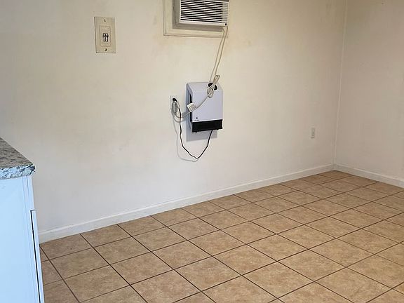 2nd image of 2200 N Osage Ave #8