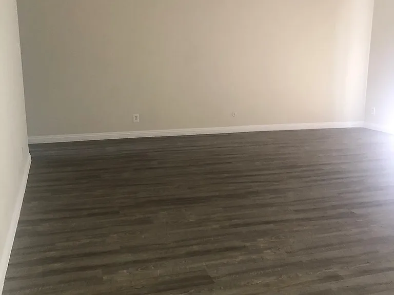 Maison De Michelle Apartments — Photo 5
