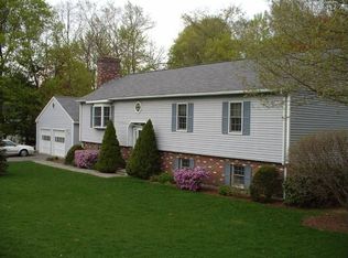 4 Penacook Ln, Natick, MA 01760