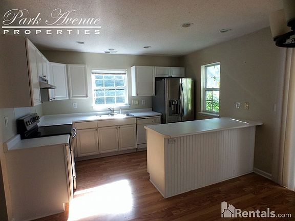 4th image of 5845 Cougar Ln