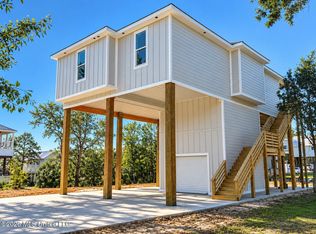 4107 20th Ave, Bay Saint Louis, MS 39520