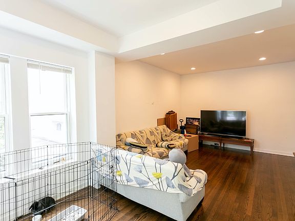 4th image of 1339 W Early Ave #C