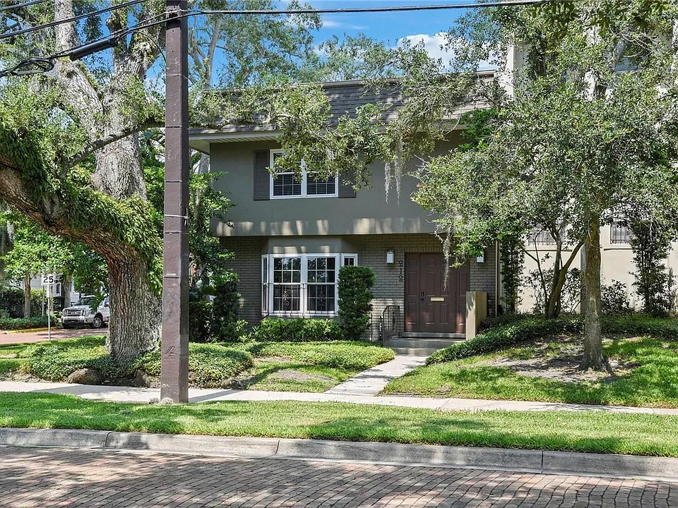212 S Summerlin Ave