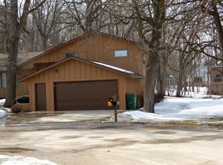 203 24th St NW, Austin, MN 55912