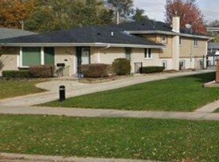 9709 Mayfield Ave, Oak Lawn, IL 60453