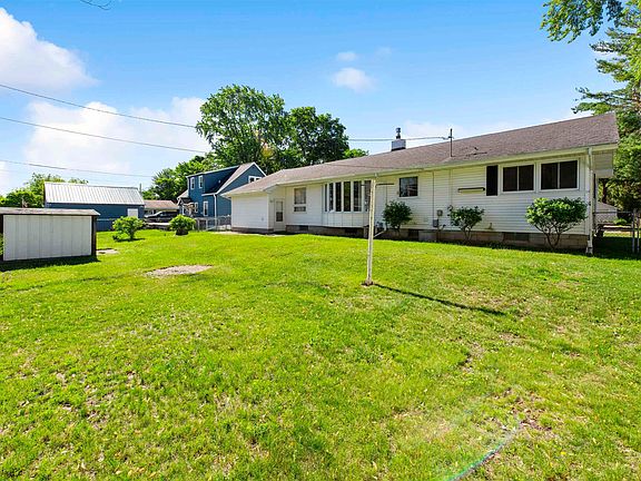 5th image of 1024 W Hosmer St