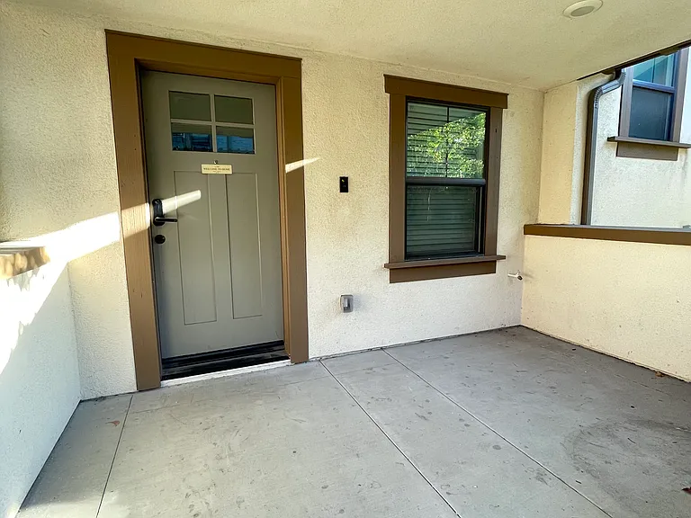11760 Carriage Ln — Photo 15