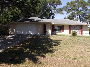 518 Ridgewood St NW, Port Charlotte, FL 33952