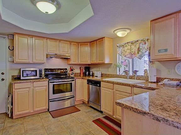 5th image of 7814 E Monterosa St