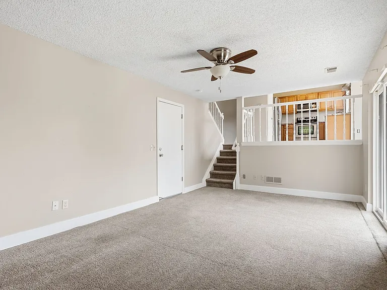 4594 S Richfield St — Photo 17