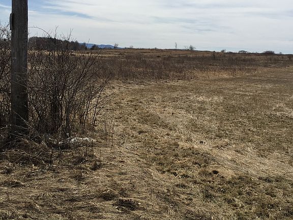 4th image of 560 Cronkhite Road