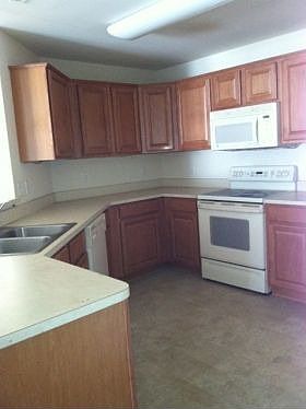 2nd image of 4206 Cameron Cir #1