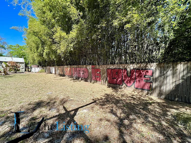 5905 N Tampa St — Photo 22