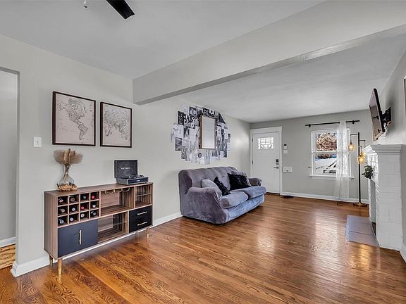 4th image of 1516 Collins Ave