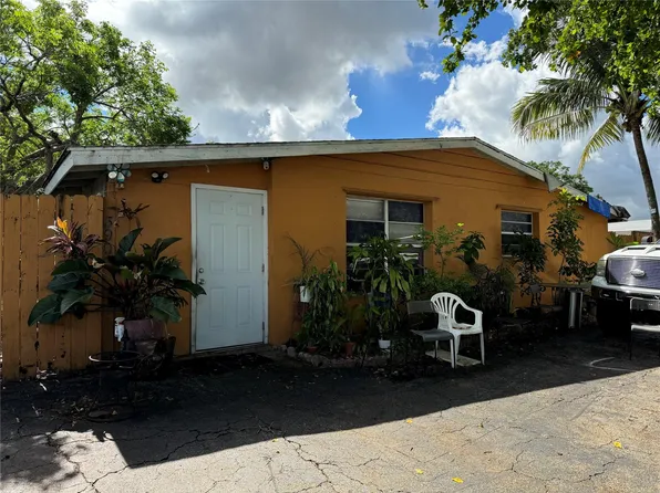 3900 SW 59th Ave, Davie, FL 33314