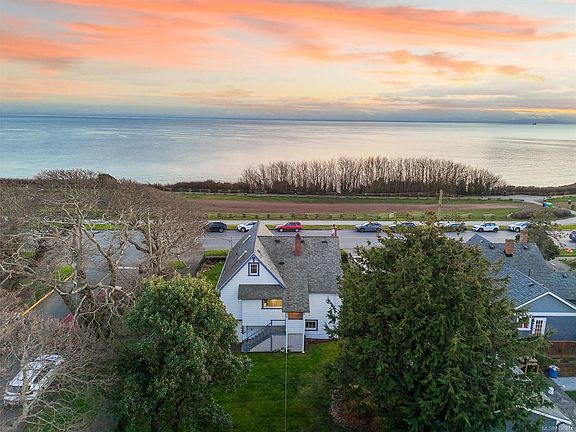 4th image of 1120 Dallas Rd