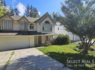 275 Forrest Cres, Hope, BC V0X1L4