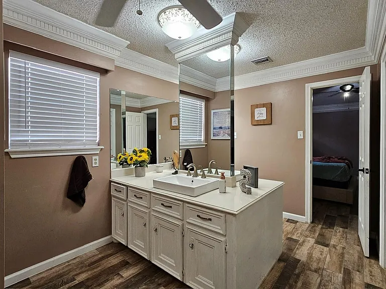 347 W Champions Colony #III — Photo 13
