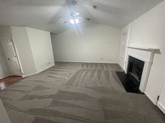 4th image of 2938 Lighthouse Ln