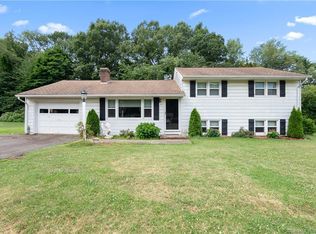 25 Jeffrey Dr, Wallingford, CT 06492