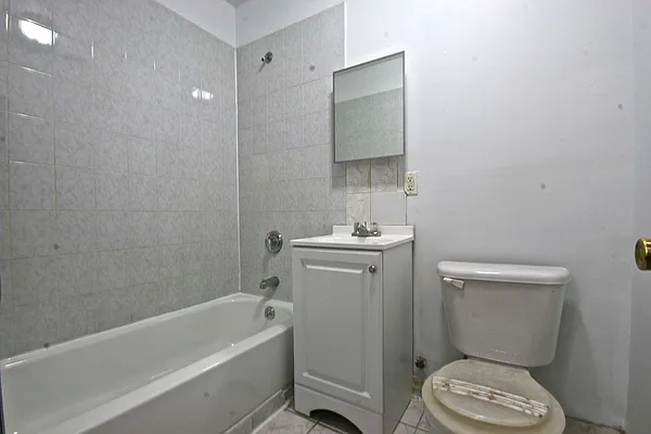 Rented by Rental Solutions Inc | media 5