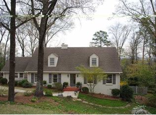 3033 Ryecroft Rd, Mountain Brook, AL 35223