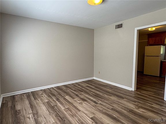 3rd image of 5342 Jovern Dr
