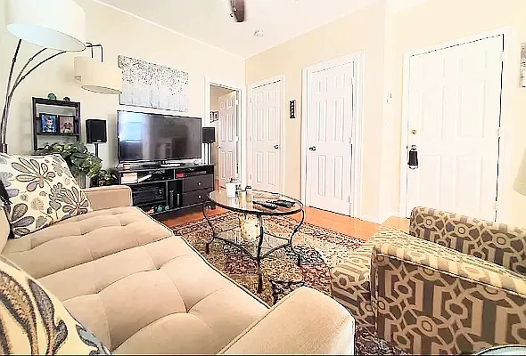 Rented by NYC REALTY GROUP 693 | media 14