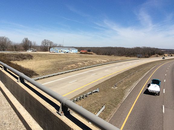 2nd image of 9471 N. Service Road