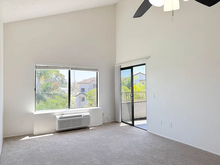 One park Apartments — Photo 100