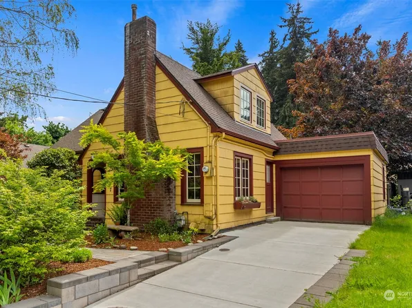 407 21st Avenue SE, Olympia, WA 98501