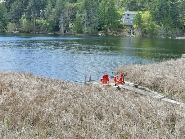 2500 Florence Lake Rd #17, Langford, BC V9B 4H2