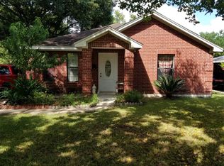 110 Denham Ave, Pasadena, TX 77506