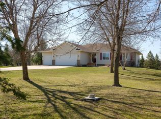 6542 19th St SE, Eyota, MN 55934