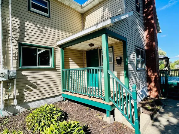 523 / 523 1/2 Tremont Street, Mauston, WI 53948