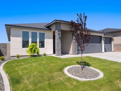 2355 Upriver, Richland, WA, 99352
