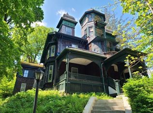 16 Summit St, Newton, MA 02458