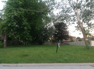 8817 S 79th Ave, Hickory Hills, IL 60457