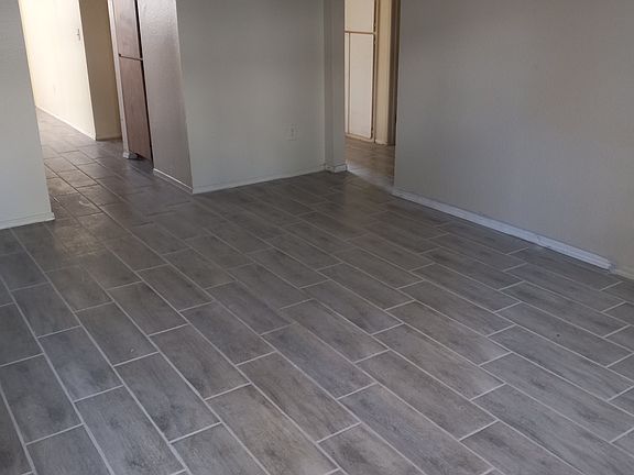 5th image of 1420 E Pumalo St #14