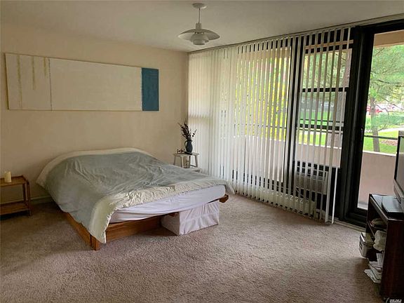 5th image of 905 166th St APT 2C