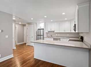 304 Center St #304, Castro Valley, CA 94546