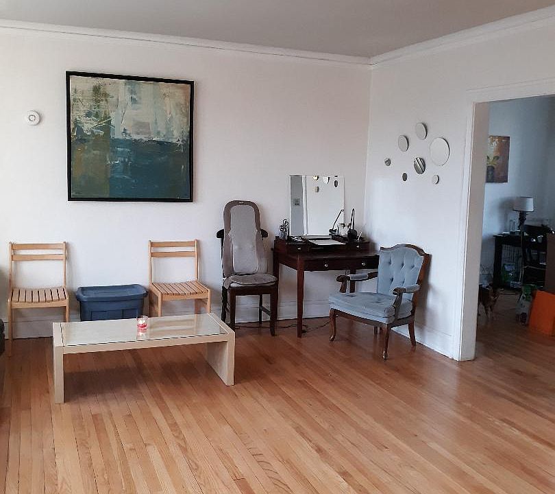 1st image of 4138 Mulford St APT 3W