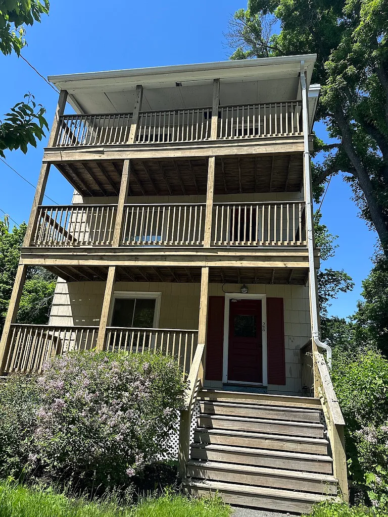 2 bed, 874 sqft, $2,500 — Photo 4